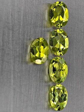 Natural Green Peridot 2.69 Ct. 5 Pcs Oval Shape 6.2 x 4 Mm Gemstones